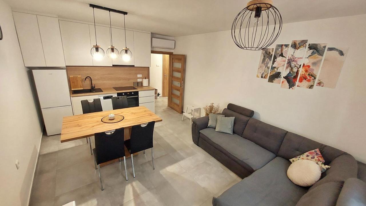 Apartman Zengg Luaran gambar